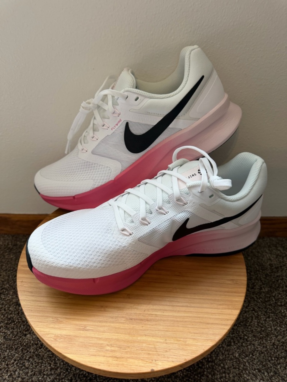 Nike Women’s White Running Shoes with Pink Gradient Midsole